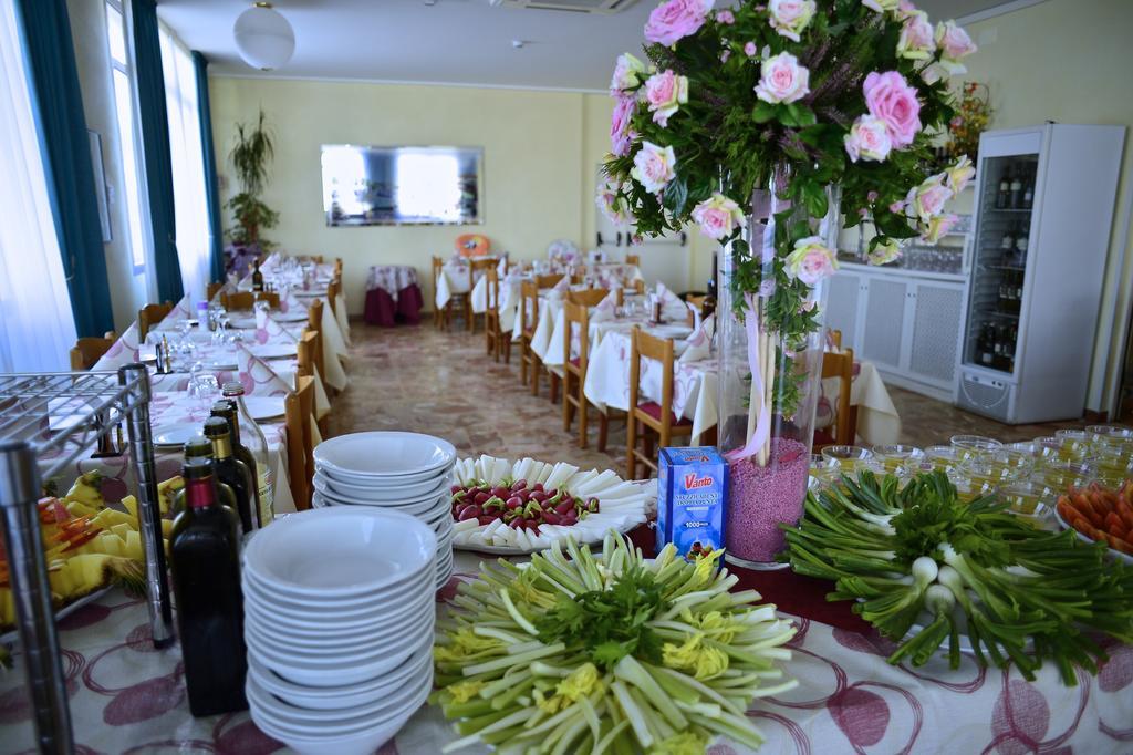 Hotel Gabry Cervia Eksteriør bilde