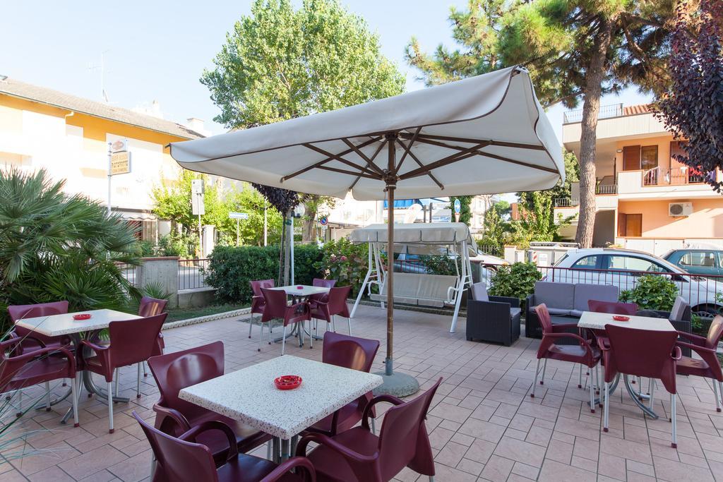 Hotel Gabry Cervia Eksteriør bilde